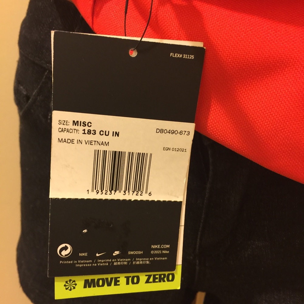 ❤️❤️❤️New Nike Red belt/fanny pack bag❤️❤️❤️ - Picture 2 of 10